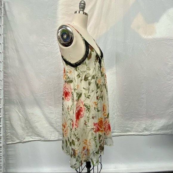 Beautiful Slip dress - Picture 2 of 7